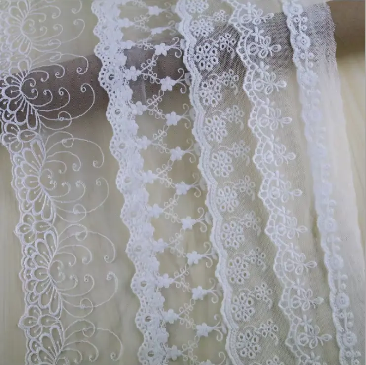 Customizable Fashionable White Milk Silk Embroidered Lace Clothing Accessories